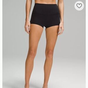 Lululemon 2” Align High Rise Shorts